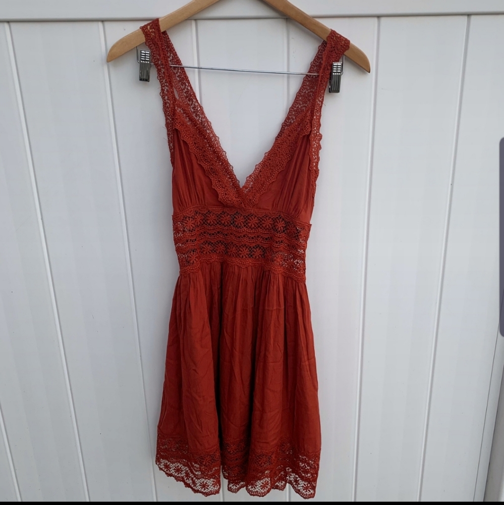 Red lace forever21 dress